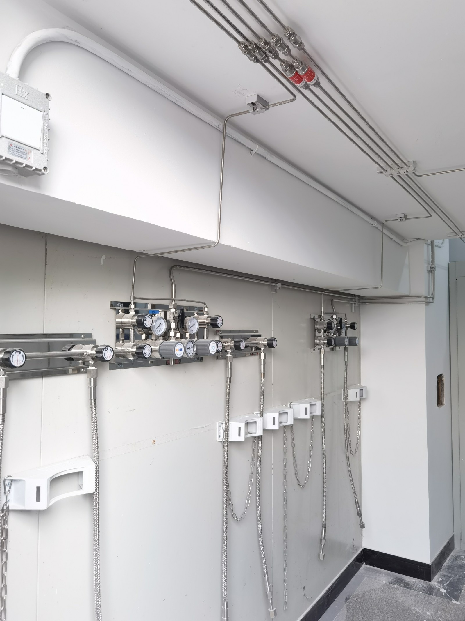 1758533416139174.jpeg 1686801122423.jpeg